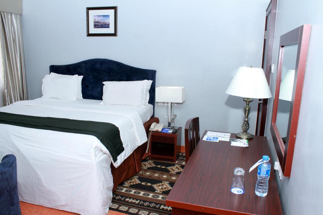 Bolton White Apartments Abudża Zewnętrze zdjęcie